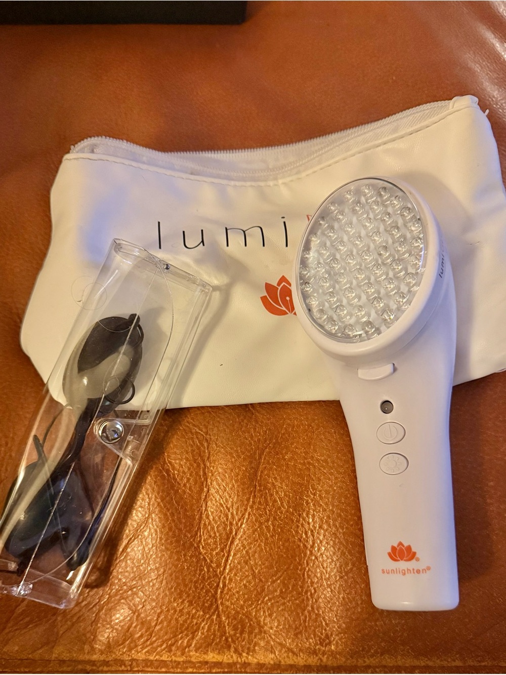 Sunlighten Red Light therapy Anti-aging, LED Facial Therapy Device